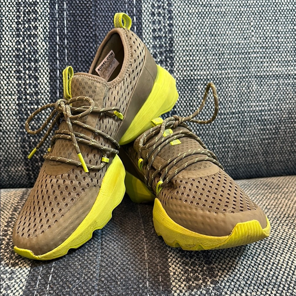 Sorel Women's Sneakers in Taupe and Neon Yellow